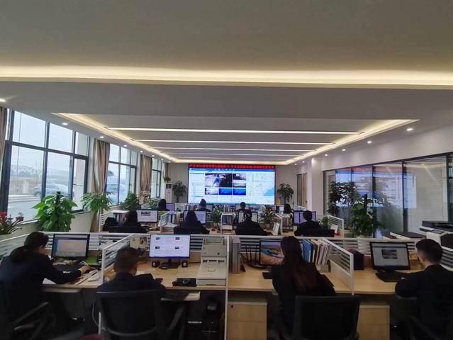 動態(tài)監(jiān)控室與信息中心2